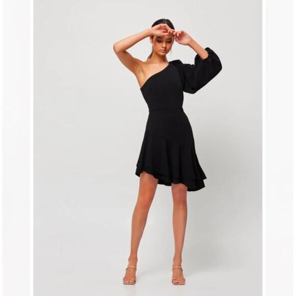 Elliatt Caydence Dress in Black Size Small - Picture 3 of 8